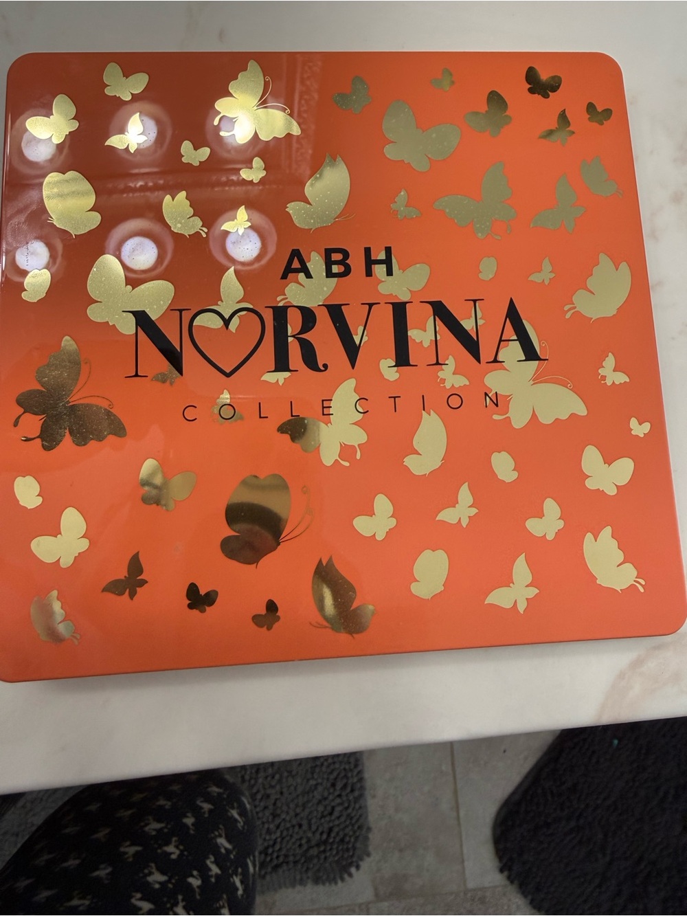 New ABH Norvina Collection Orange Palette eyeshadow Case